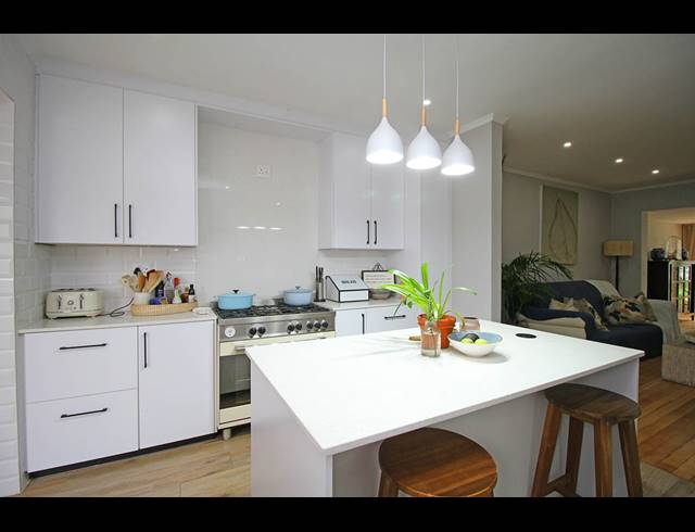 3 BEDROOM HOUSE FOR SALE IN THORNHILL ESTATE